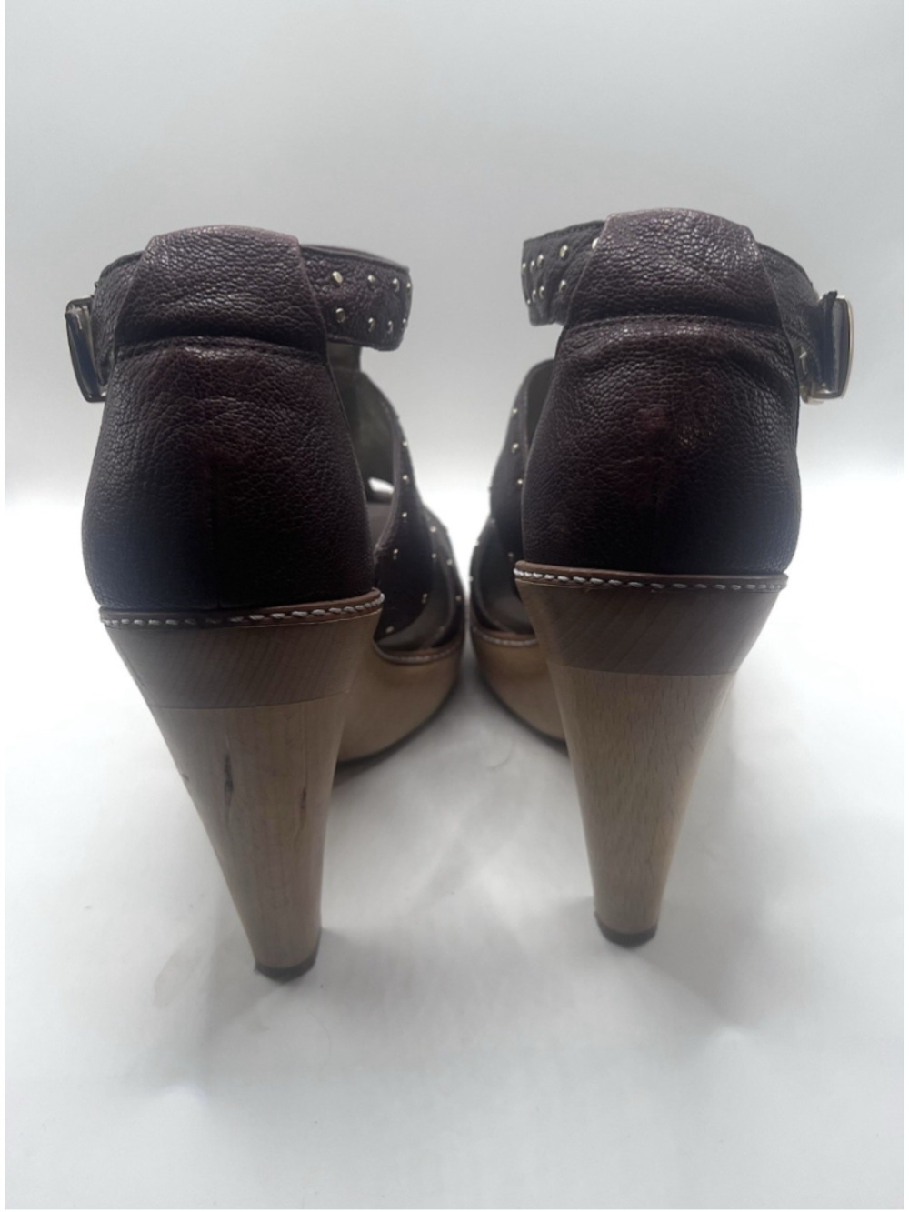 Banana Republic Bonnie Studded Sandals Womens 9 Strap Platform Heels Brown Gold - Picture 5 of 14